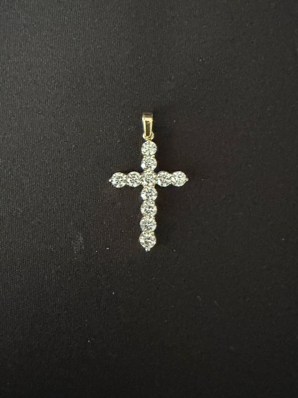 2.68 CT Lab-Grown Diamond Cross Pendant (VS/F) in 14K Gold – Iced Out Cross Charm